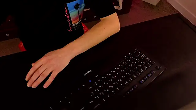 MariStorm's cam snapshot