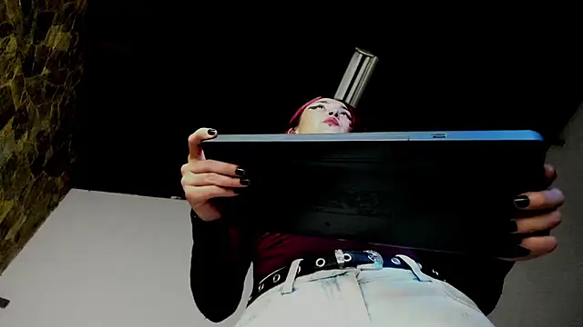 madame_ibby's cam snapshot