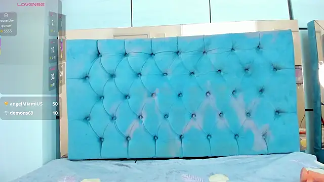 pocahontas_pow's cam snapshot