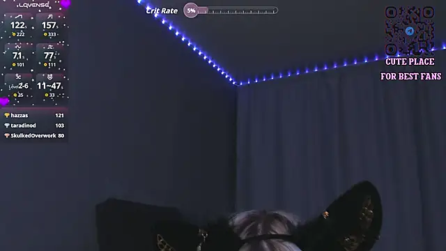 godlikegirlyy's cam snapshot