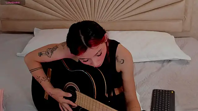 Emma_duff's cam snapshot