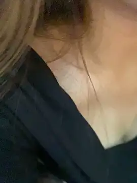 kitty-20x's cam snapshot