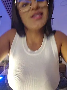 Lu_Alzafirah's cam snapshot