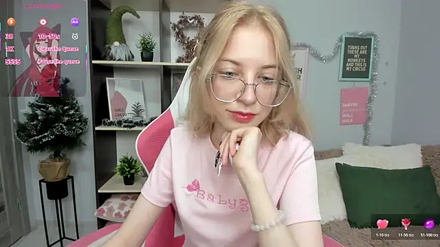 InfernoMia's cam snapshot