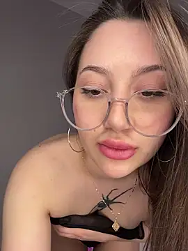 LucieBliss's cam snapshot