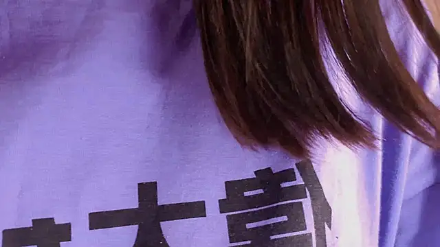 YvonneShames's cam snapshot