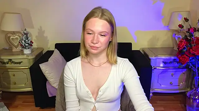 RebeccaLewis's cam snapshot