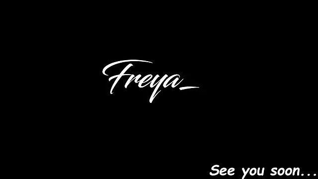freyacherie live sex cam