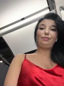 Tisha_Busty live sex cam