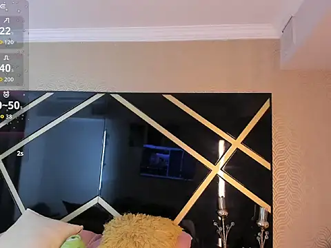 loraineblake's cam snapshot