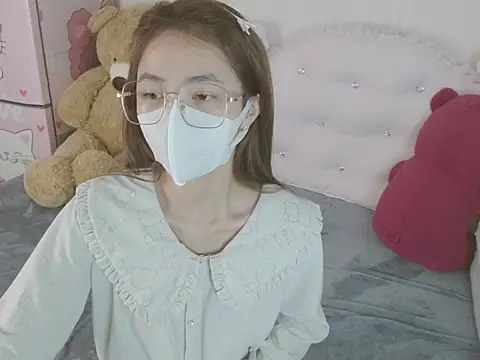 Alina_MissAsian live sex cam