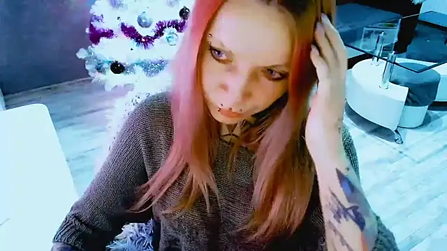 InesGold's cam snapshot