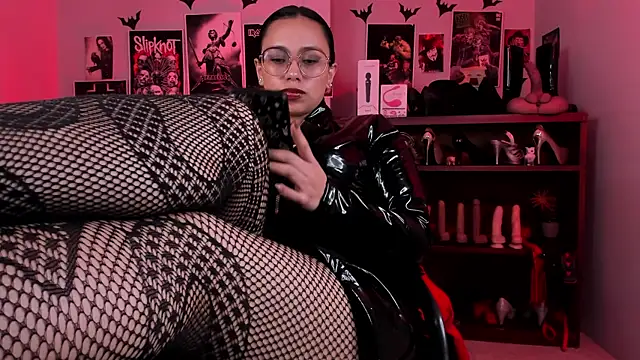 lilith-deveraux's cam snapshot