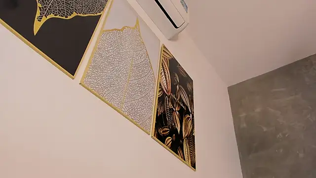 dylan_cross_ live sex cam