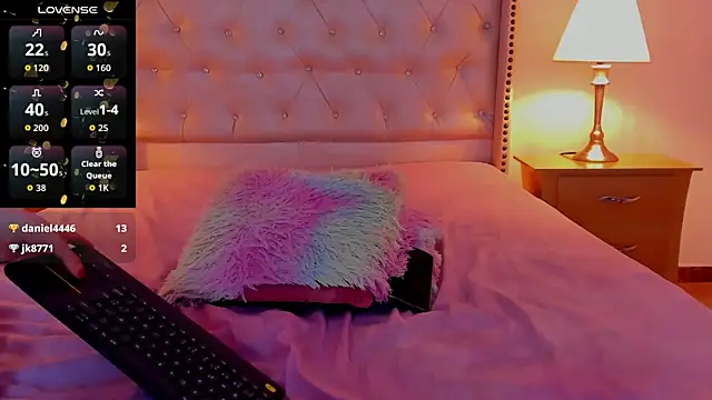 emily_jk's cam snapshot