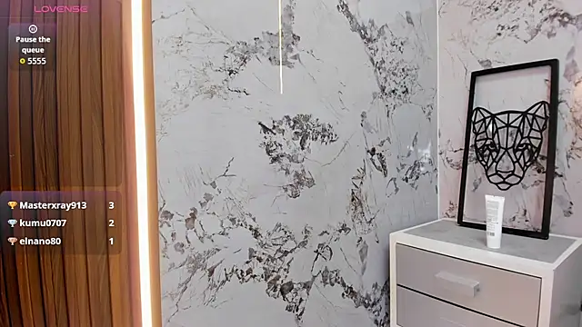 ROXXYBLOOM's cam snapshot