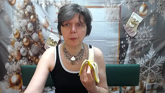 LunaDobra's cam snapshot