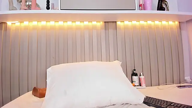 natalyWilliams's cam snapshot