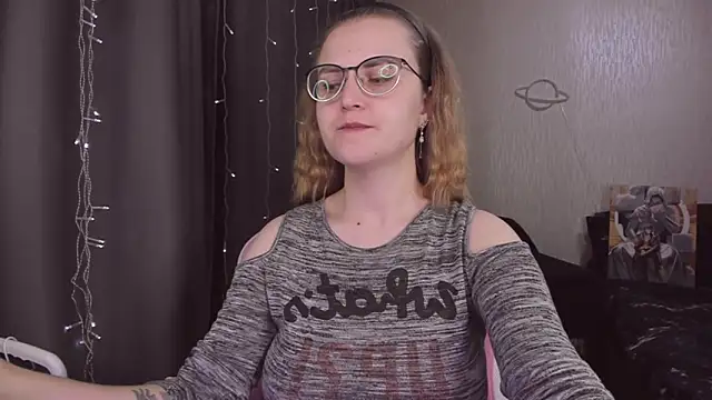 MissBrightShine's cam snapshot