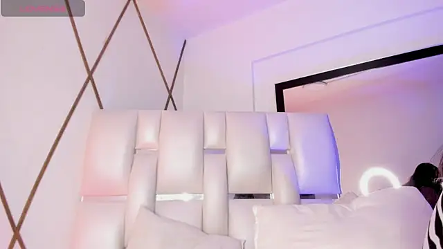 Venuswilds's cam snapshot