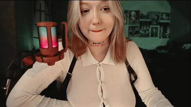 raingurl's cam snapshot