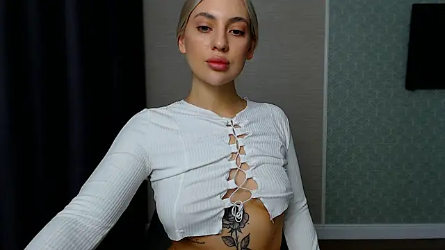 hot-sasha9's cam snapshot