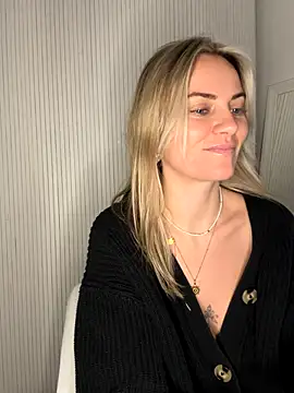 Milla__one's cam snapshot