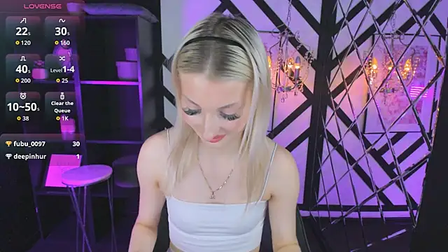 Anora_Less's cam snapshot