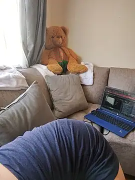 tata_sanz_'s cam snapshot