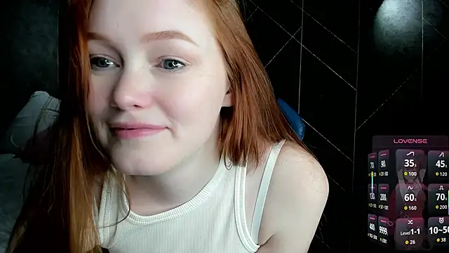 Red_FoxGirl's cam snapshot