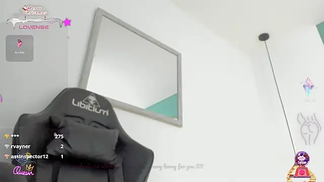 lucy_blue28's cam snapshot