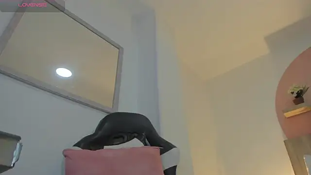 evelin_leroy's cam snapshot