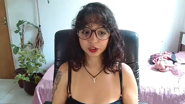 myamillor's cam snapshot