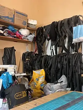 blurxi's cam snapshot