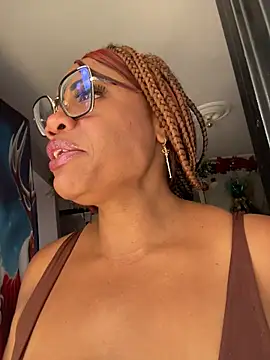 AranzalatinBlaks1's cam snapshot