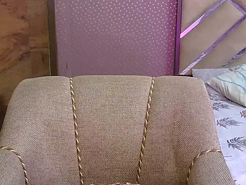 cute_zaraa's cam snapshot