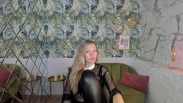 NancyGrace's cam snapshot