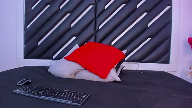 Samaraa_Lee's cam snapshot