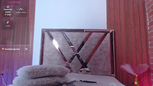 AGATHAA_WHITE live sex cam