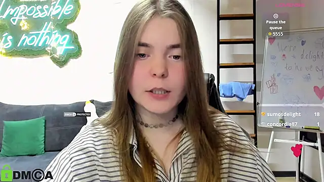 MiraaBloom's cam snapshot