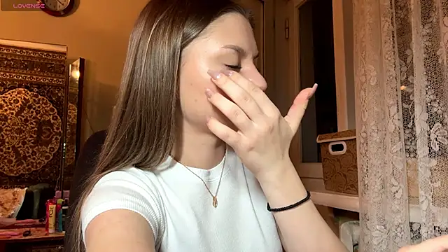 EnergeticMona's cam snapshot