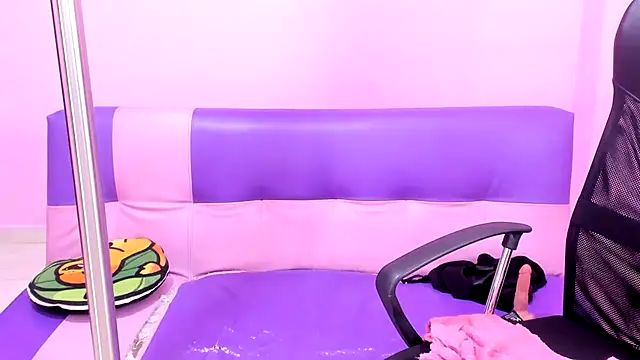 mature_dirty_squirt's cam snapshot