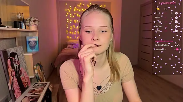 lisa_barbie's cam snapshot