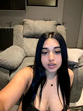 LilMisIndianx live sex cam