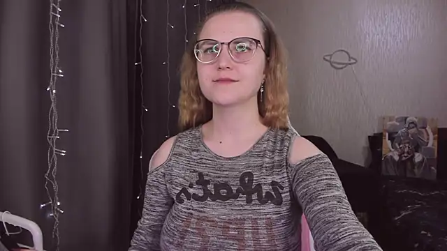 MissBrightShine's cam snapshot