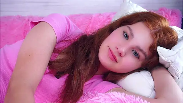 YettaCalabria's cam snapshot