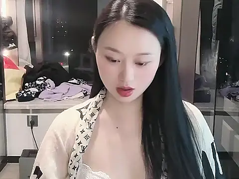 lisachen13's cam snapshot