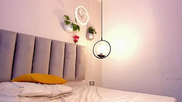 Emely_Deluxe's cam snapshot