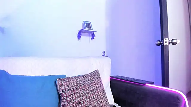 karlaaa__'s cam snapshot