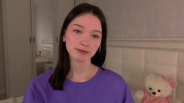 YvonneShames's cam snapshot